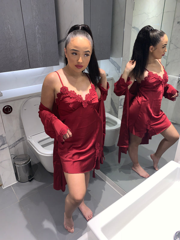 DVH Kinky Straight Ponytail (Wraparound)