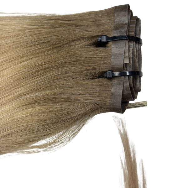 DVH Raw Highlights Straight Seamless Clip In's Extensions